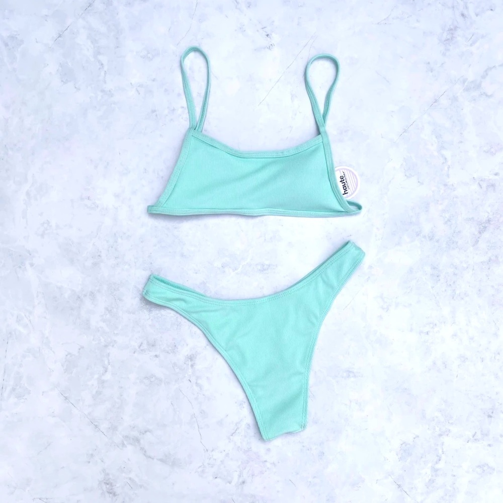 Sea foam swim suit